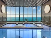 Oceanfront 2BR Sky Suite - Surfers Paradise - B&B Gold Coast