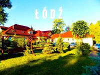 ŁÓDZKI DOM TURYSTYCZNY-ŁÓDŹ Helenówek,F-VAT,DLA NIEPALĄCYCH, Parking gratis tylko auta osobowe - B&B Lodz