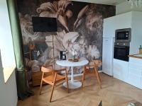 L'Haussmannien Presbytère St Hervé - B&B Lanhouarneau