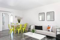 Central 3BR Apt Near Americana - B&B Glendale