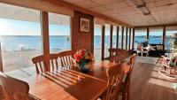 Kellys Point Bayfront Cozy Haven - Chambres d’hôtes Stratford
