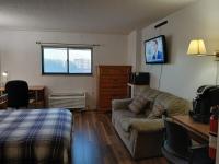 Right by OSU Stadium and Schottenstein Ctr - Walk to your game or concert - B&B Columbus