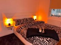 Premium Village Stay near Train & Loch - B&B Lochwinnoch