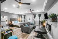 Luxury Cozy Studio with Firepit - B&B Vista