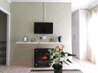 Falcon Nest Ekupumleni - Bed and Breakfast Kenton on Sea