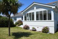House - Sleeps 8 Close to Beach & Free parking - Chambres d’hôtes Helston