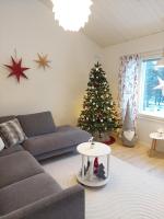 House between pines 5-bedroom house with 3 toilets - Ferienwohnung Rovaniemi