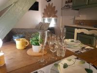 L'ALBIZIA à 20m de la plage 3ème etage, rénové, 2 personnes et animaux - wifi - B&B Mers-les-Bains