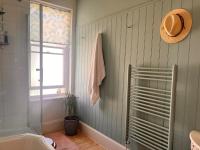 House in Appledore with Hot Tub and own parking - B&B Appledore