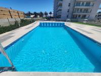 HOM I Wifi Parking Piscina CoWork Faro La Serena - B&B La Serena