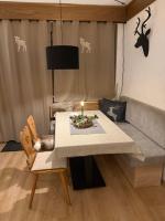 Charming apartment Berggeweih Lodge at Zwölferkogel in Hinterglemm - Bed and Breakfast Größing