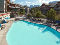 Newly Renovated Grizzly Lodge, Spacious 3BR 2BA with open pool, hot tub - B&B Canmore
