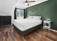 Mountain Gate - Pet Friendly 2BR w Mountain Views and open hot tub - B&B Canmore