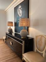 Gilbertson House-York-luxury-sleeps 7 with hot tub - B&B York