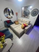 CASA TRIPLEX completa em condomínio - B&B Cabo Frio
