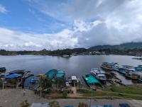 Apartamento vista lago 202 - B&B Guatapé