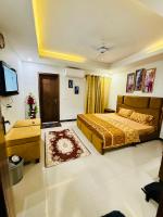 1 Bed Furnished Apartment Bahria Town phase 7 bin chiragh Heights one Bedroom Flat Rwp Isb - B&B Rawalpindi