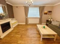 Detached 3-Bedroom House, Durham - Ferienwohnung Gilesgate