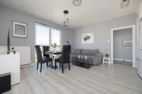 Rondo Wiatraczna Skyview Apartment with Parking Space & Balcony by Noclegi Renters - B&B Warsaw