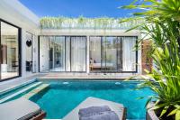 The R Villa Kaba - incl. Motorbikes - B&B Seminyak