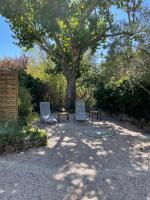 Charmant Mazet en campagne provencale - B&B Châteaurenard