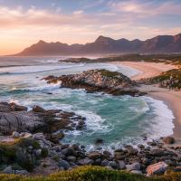 AFRICA WILD HERMANUS Luxury Self Catering Accommodation - Ferienwohnung Hermanus