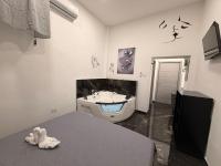 Deluxe Double Room with Bath