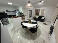 COMPLEJO JONAS SALK - departamento de 1 dormitorio amoblado - B&B San Francisco