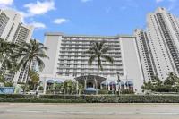 Sunny Isles Oceanfront Apartment for Two - B&B Sunny Isles Beach