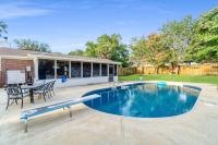Over The Hill By The Bayou, - B&B Pensacola