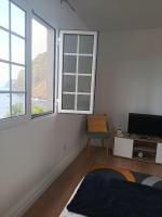 Kamer met Kingsize Bed en Uitzicht op Zee