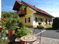 B&B Bad Radkersburg - Ferien- & Kürbishof Majczan - Bed and Breakfast Bad Radkersburg