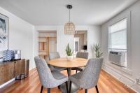 Stay Portland - La Casa Burnside - Local Eateries, Shops, and Bars - B&B Portland
