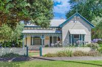 Angelea - Coastal Haven Close to Shops & Beaches - Bed and Breakfast Portland