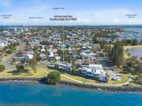 Luxury Pool Retreat Ocean & Mountain Views - B&B Scarborough