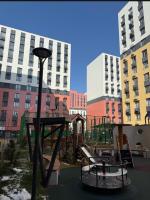 Современный апартамент в центре Алматы, Mega Park - Arbat - Chambres d’hôtes Almaty