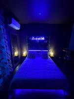 Appartement Romantique Exceptionnel - Bed and Breakfast Lorette