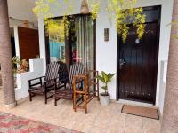 Camera Tripla con Vista Piscina 