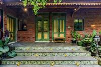 Villa Java an unique 3 bdr villa overlooking rice paddies - B&B Ubud