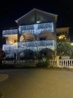 Apartmani Tamara - B&B Teodo