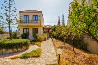 Family seaside Kladissos Villa with private heated pool! - B&B Agia Pelagia