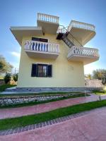 Vila Blue River - Bed and Breakfast Orikum