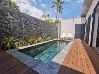 SUMMER COSY - Villa classée 4 étoiles - 2 suites avec piscine chauffée et bain à remous idéalement située Chemin Summer - B&B Saint-Gilles les Bains