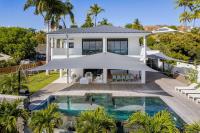 Villa Summer View 5* - piscine chauffée vue mer - B&B Saint-Gilles les Bains