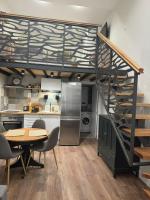 Estudios Loft Vallecas Plaza - B&B Madrid