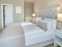 Two-Bedroom Apartment with Balcony - Lieblingsbucht