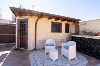 Little house Airport - B&B Focene