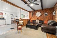 Rustic Cabin Getaway Close to Everything Fun! - Ferienwohnung Beaver Dams