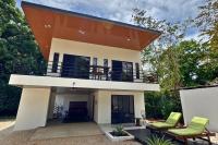 Antema Lodge Secteur Tamarindo, piscine, yoga, gym, jungle et paix - Chambres d'hôtes Tamarindo