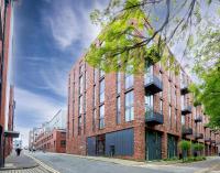 Central Family Escape, Short Walk to AO Arena, Long Stay Perks - B&B Manchester